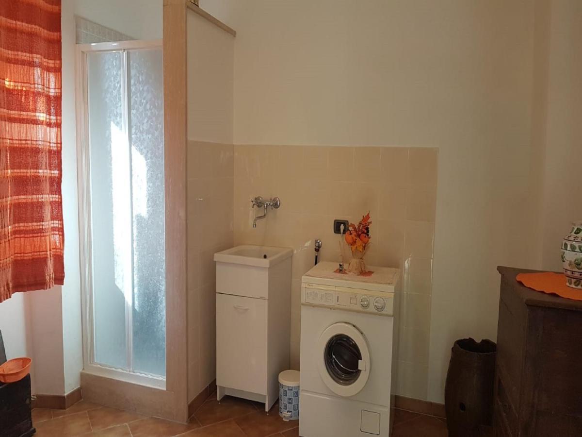 Beautiful Apartment With Exclusive Garden And Terrace Монтеверди-Мариттимо Экстерьер фото