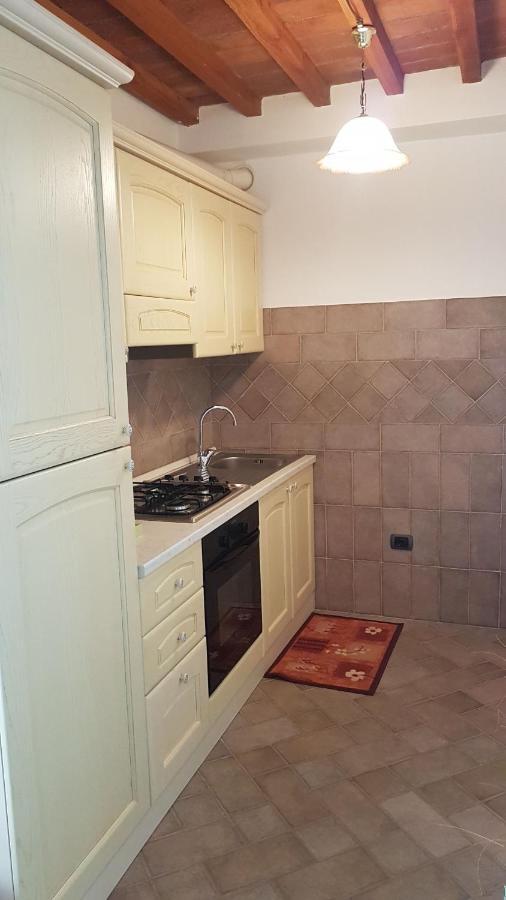 Beautiful Apartment With Exclusive Garden And Terrace Монтеверди-Мариттимо Экстерьер фото